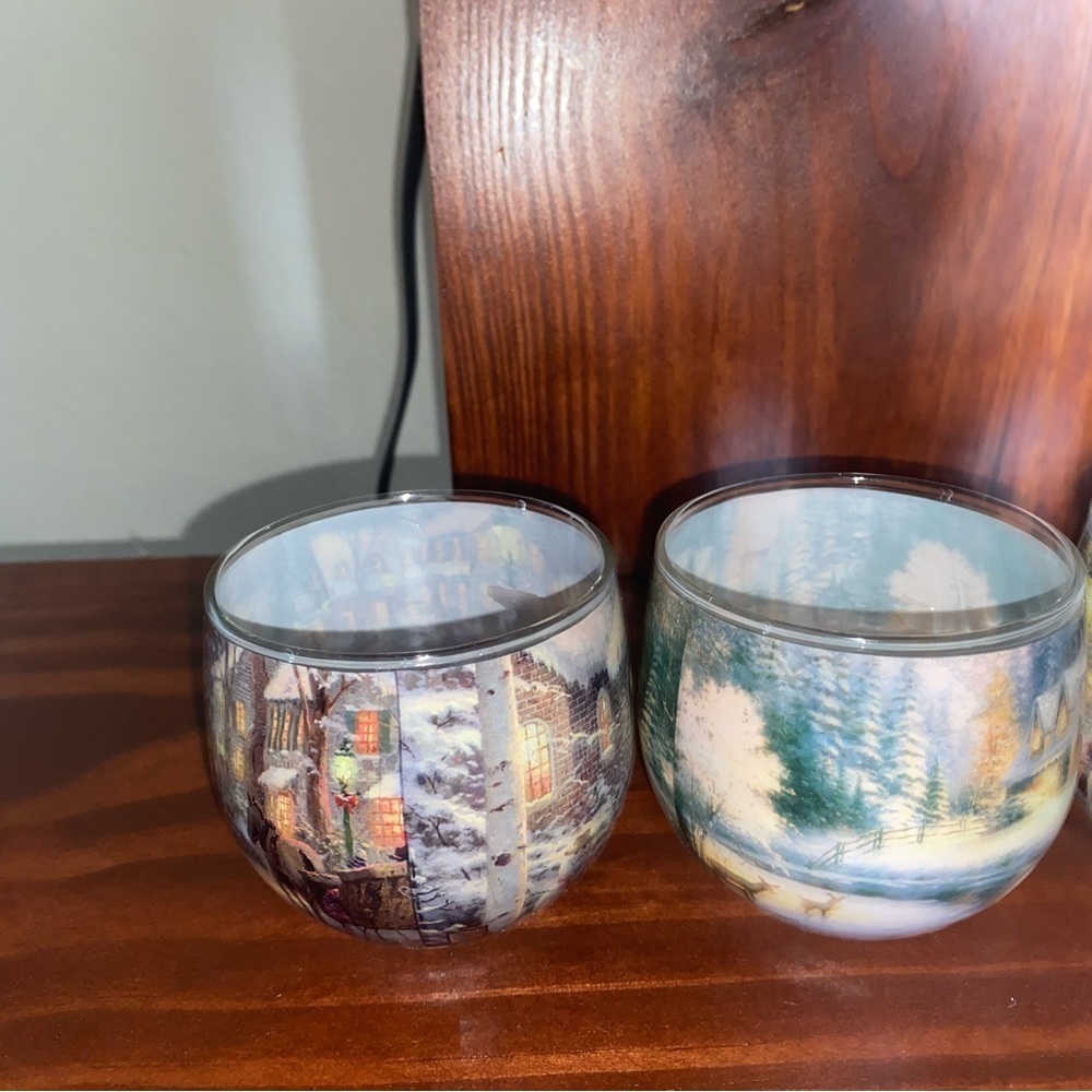 Thomas Kinkade Glade Holiday Village Scene Christmas Votive Candle Holders 4 Set - Picture 3 of 10